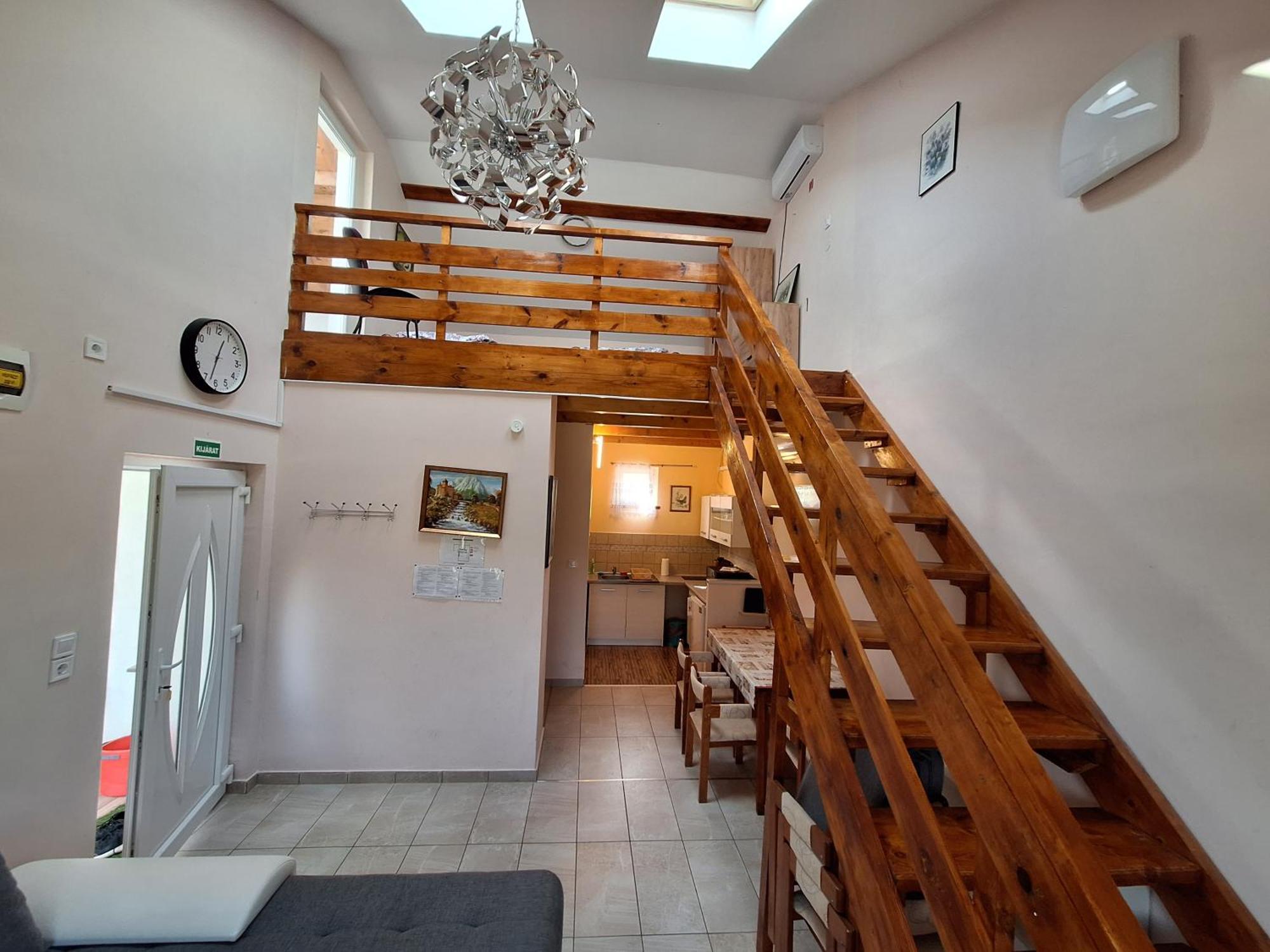 Apartment Cserke Holdfeny *